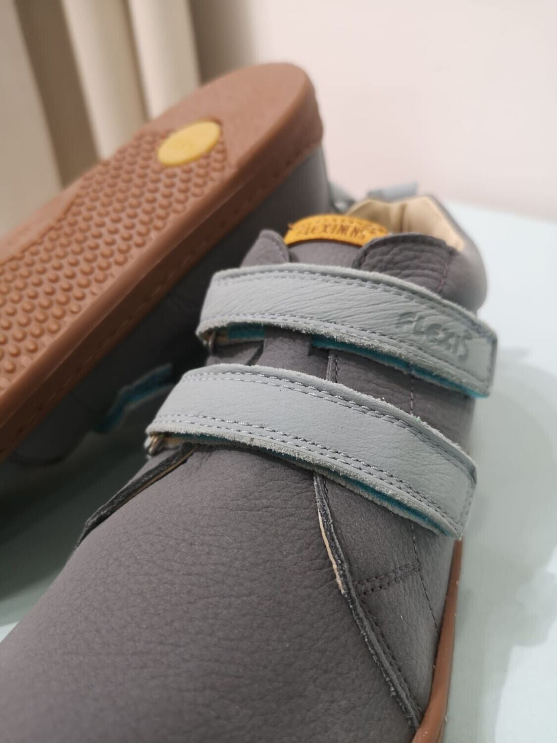 Deportiva SAFIRA GRIS