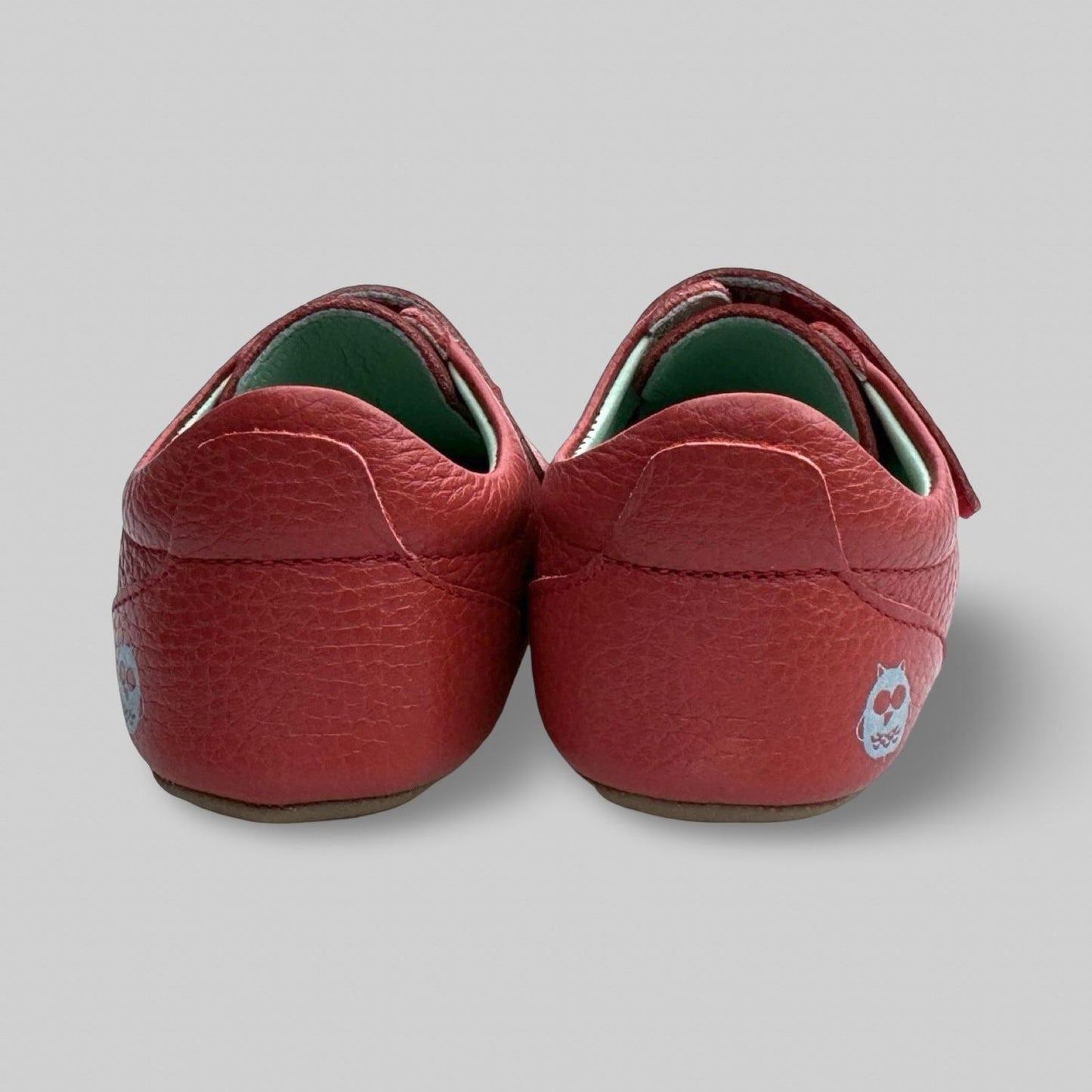 Strap shoe FIRE RED con puntera reforzada