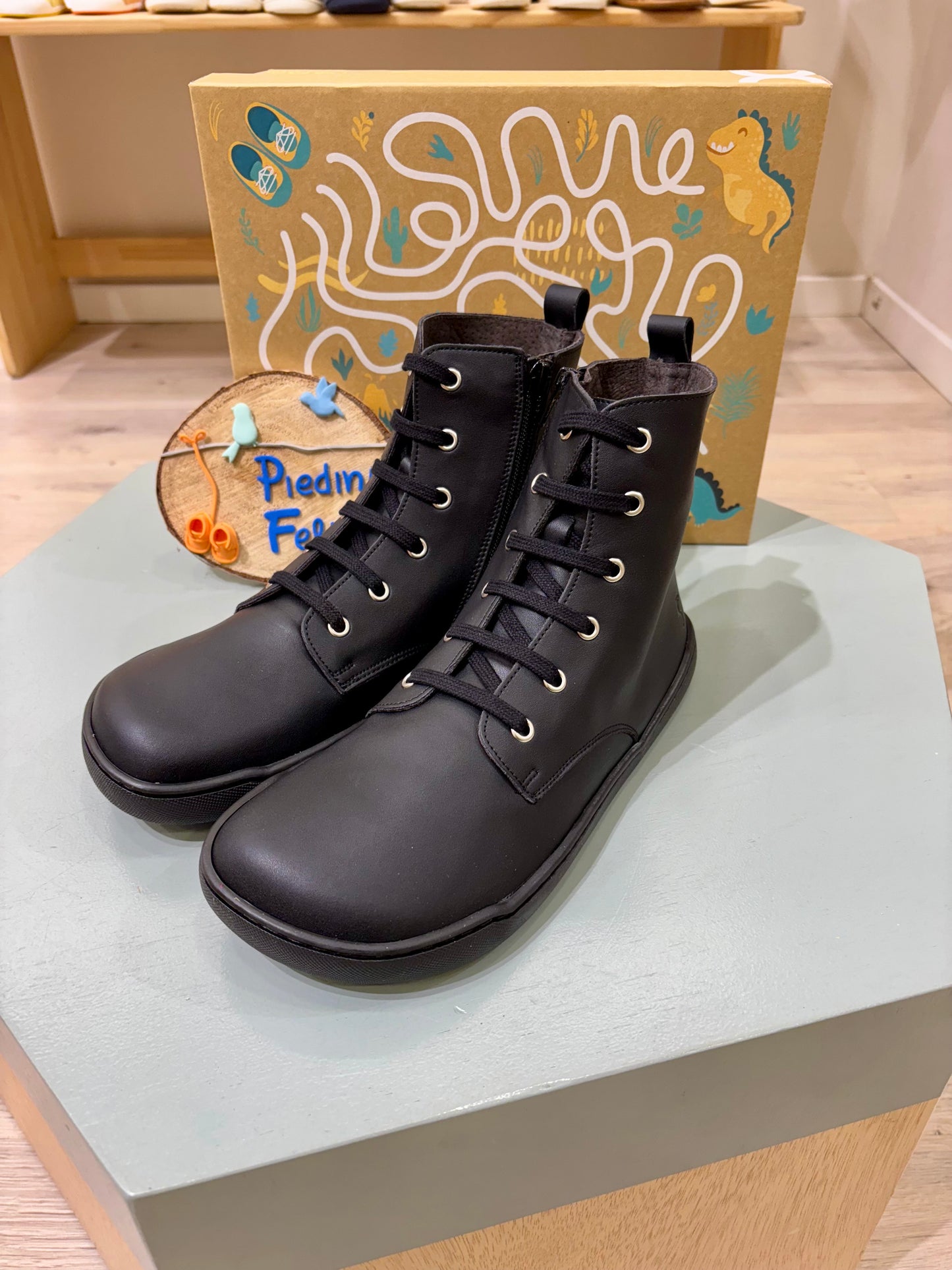 Bota Salvaje Negra + (horma ancha)