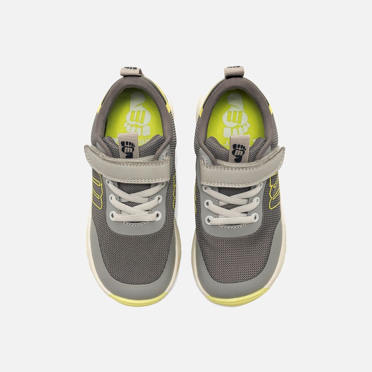 Deportiva Free gris