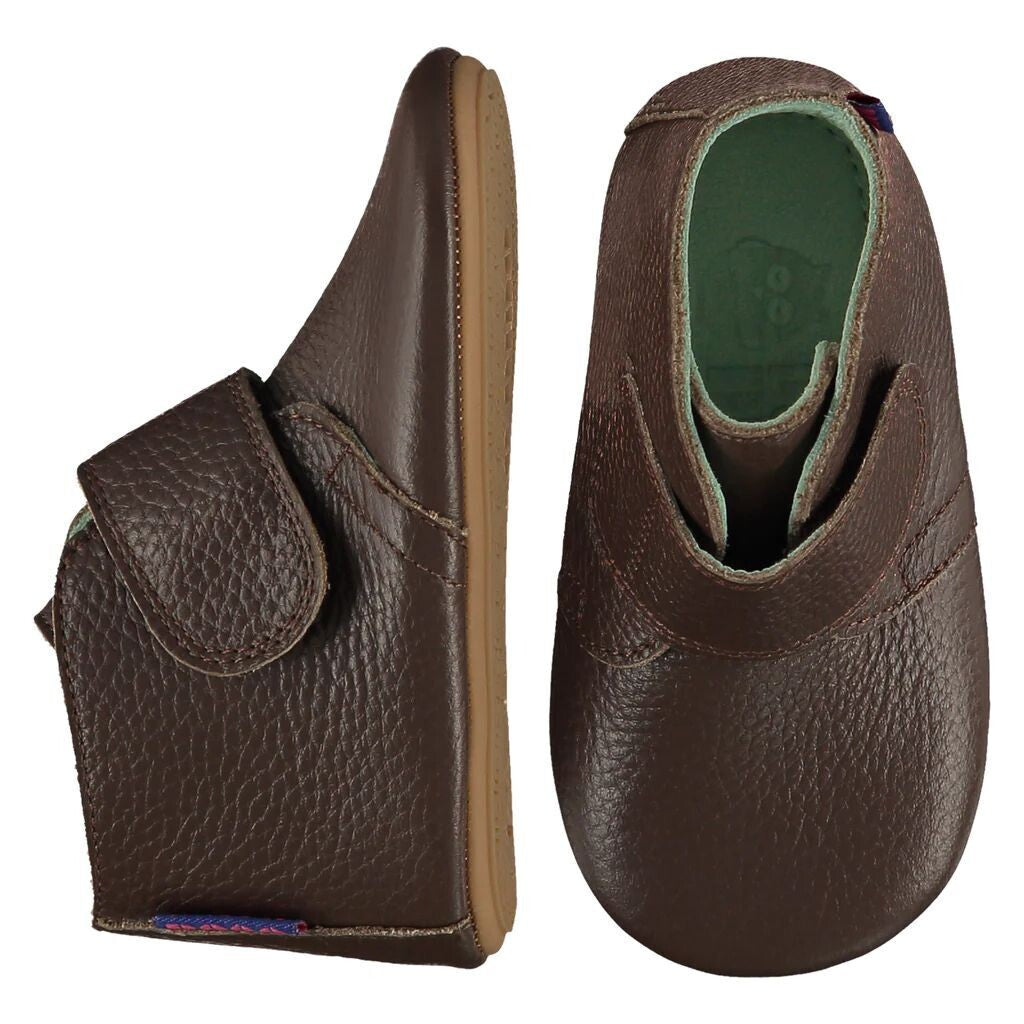 MIGHTY SHOES. MOCHA BOOT