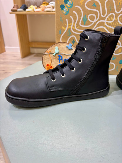 Bota Salvaje Negra + (horma ancha)