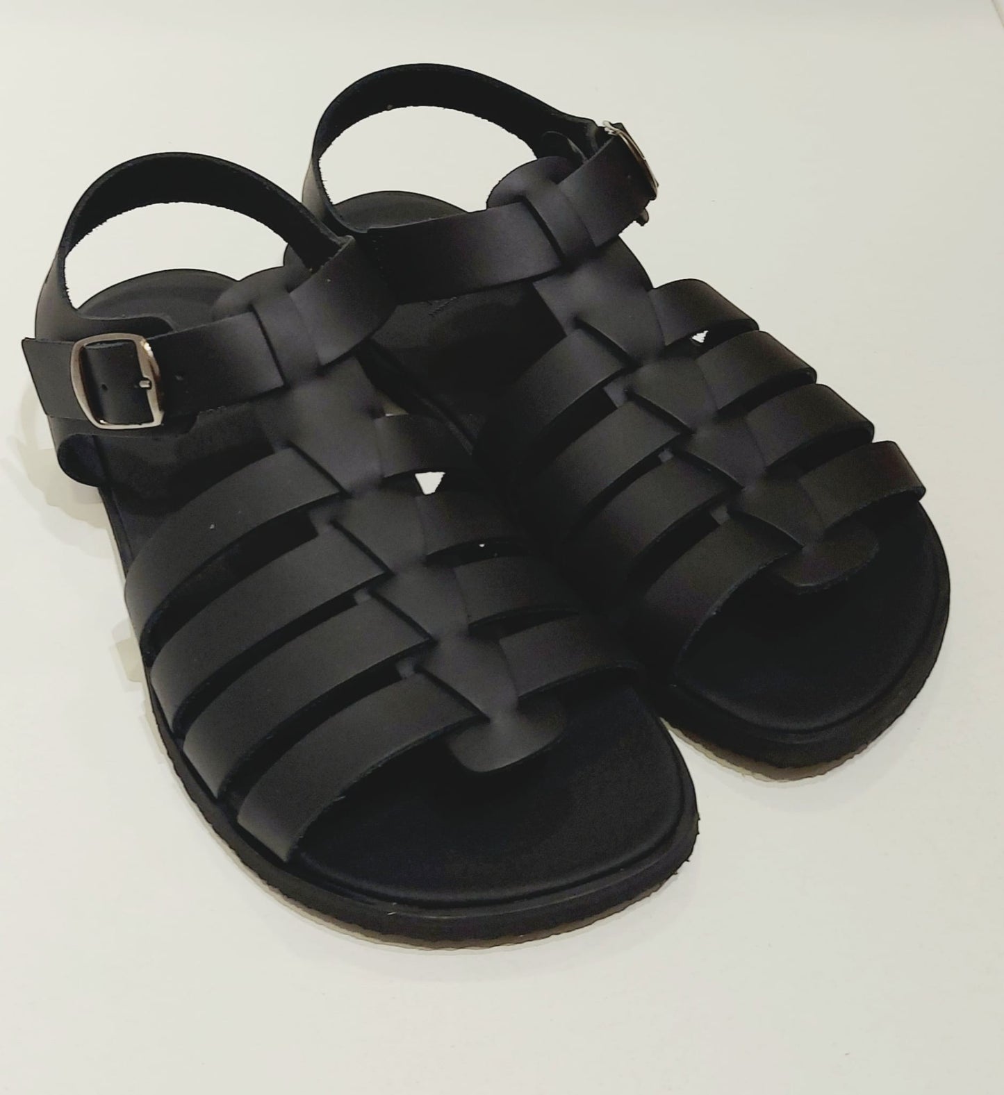 Sandalia Romana box negro . Adulto