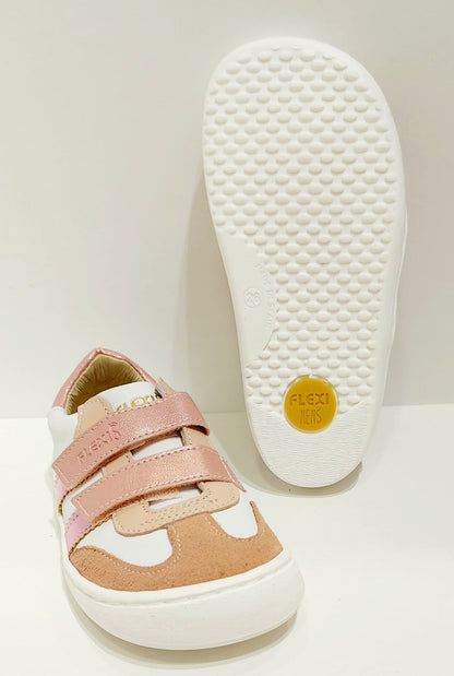 Deportiva serraje blanco y rosa