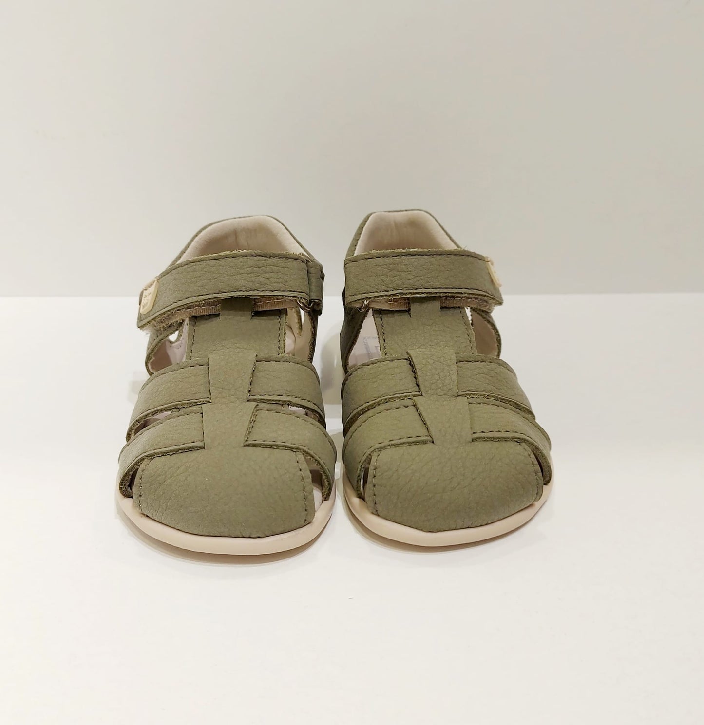Sandalia Piruflex piel verde