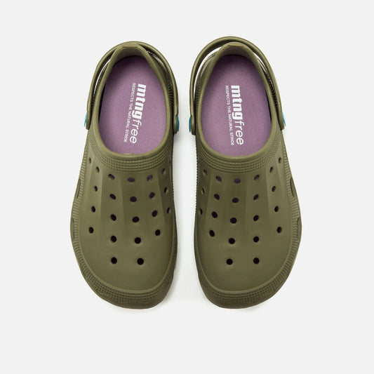 Sandalia zuecos Free Care verde