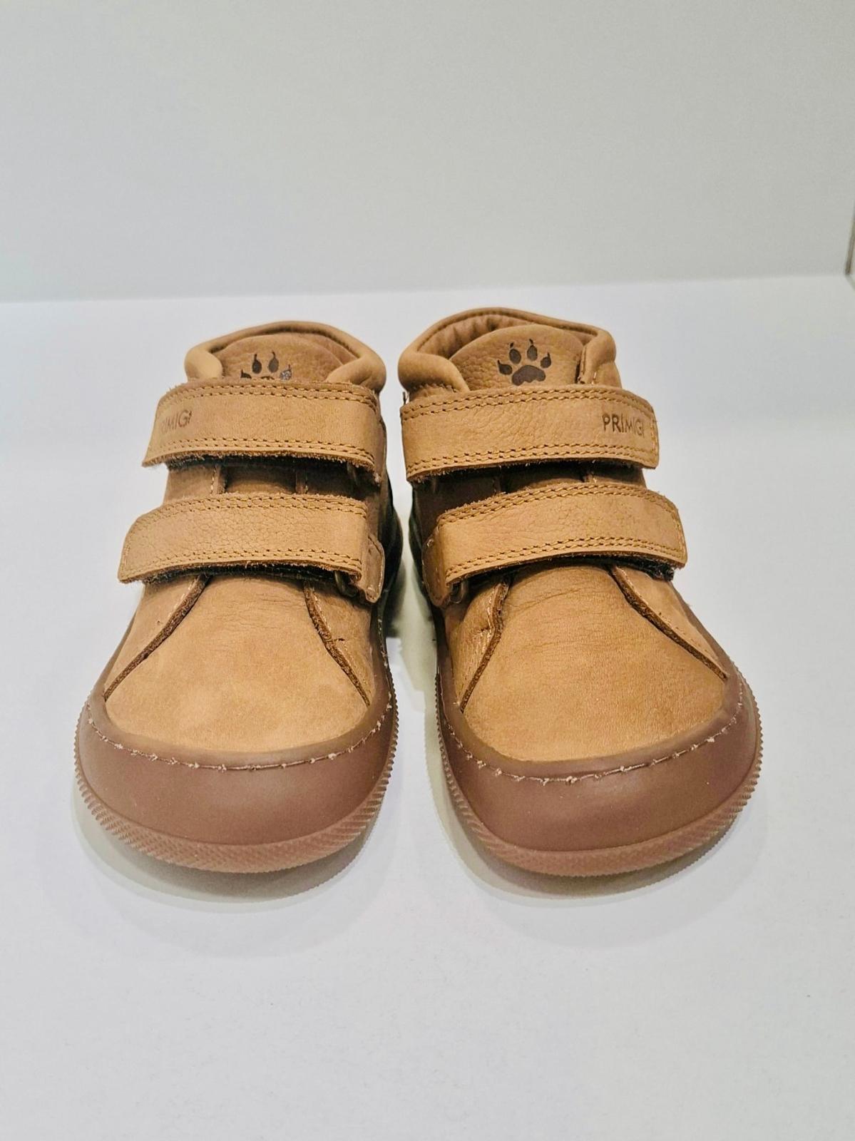Botin Nabux canyon camel