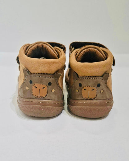 Botin Nabux canyon camel