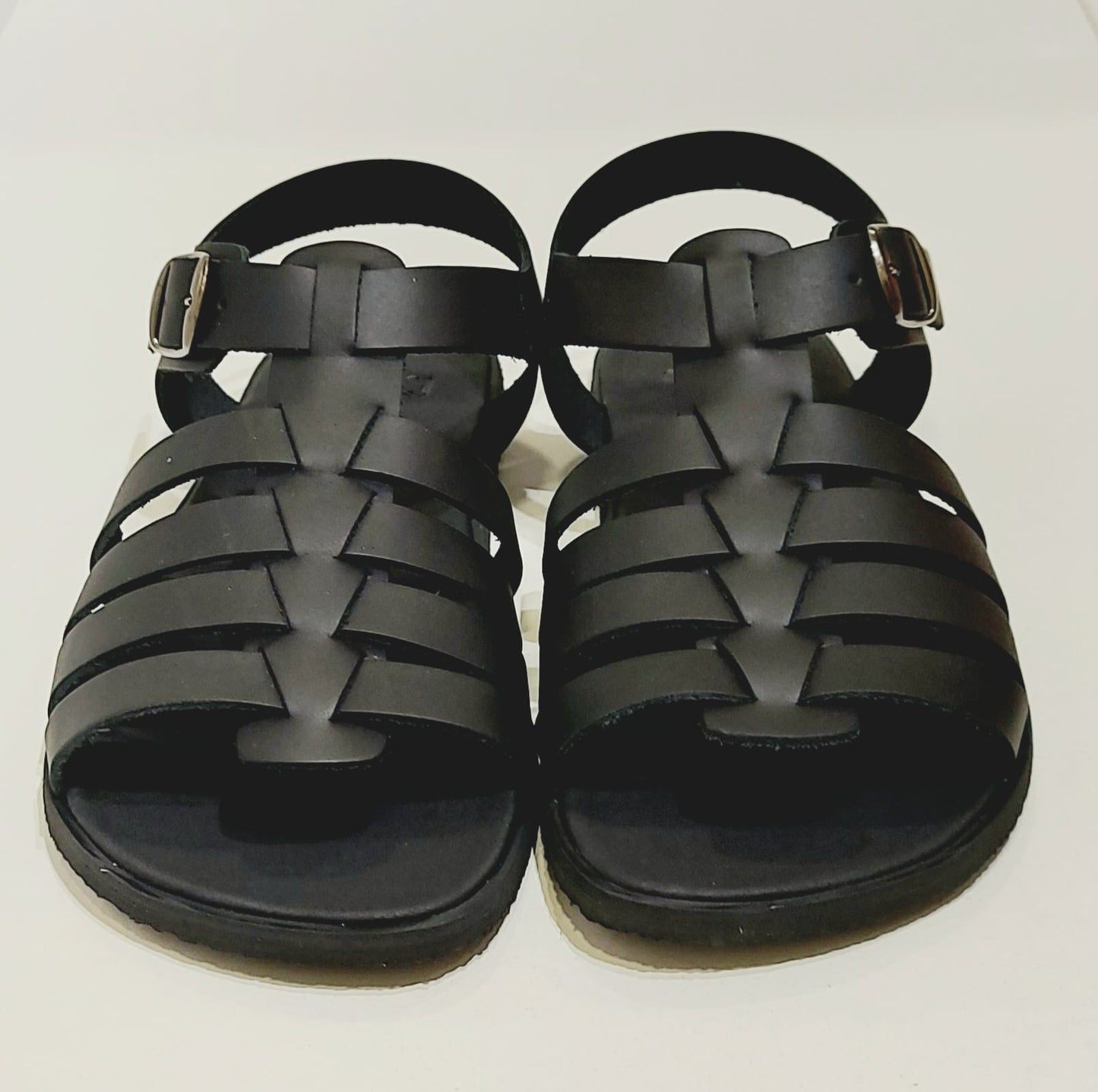 Sandalia Romana box negro . Adulto