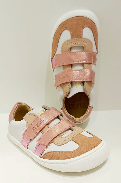 Deportiva serraje blanco y rosa