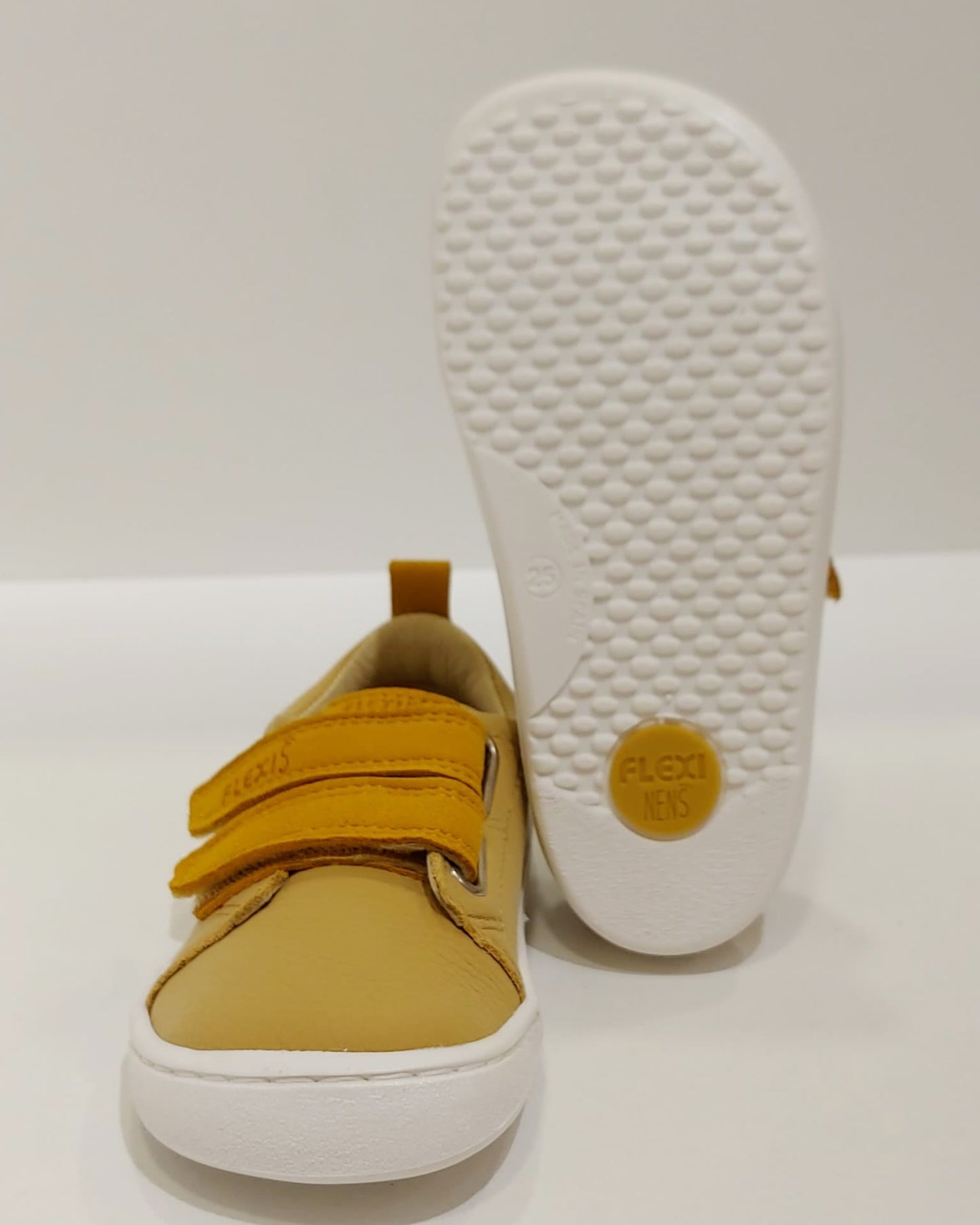 Deportiva Piel lavanda mostaza